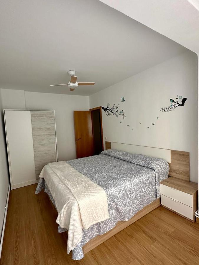 La Isla De Perez Galdos Logroño Exterior foto